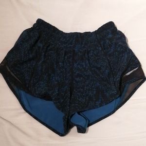 Lululemon Hottie Hot Short 6cm